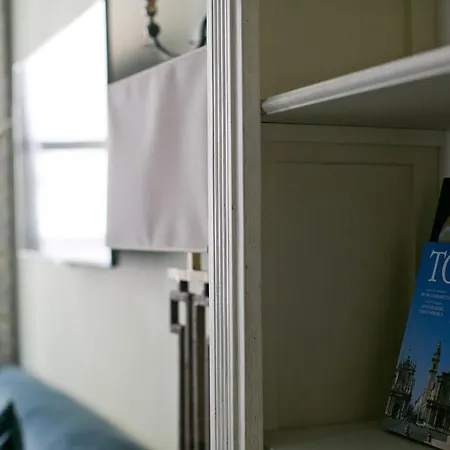Tales Apartment